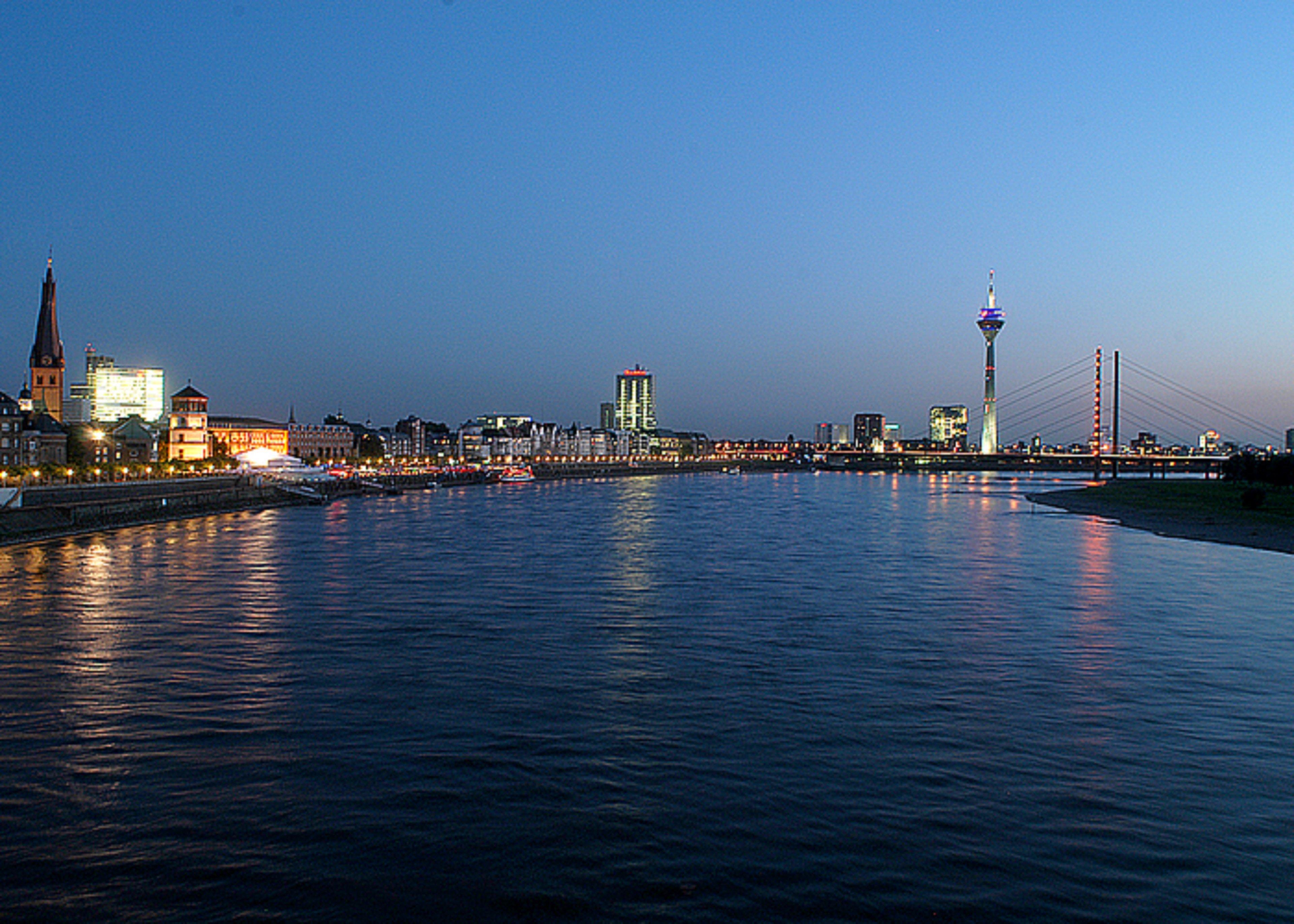 Hafen, An Ihg Dusseldorf